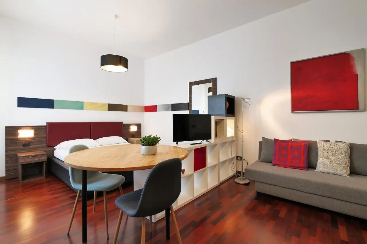 Appartamento PrimoPiano - Gargano Milano