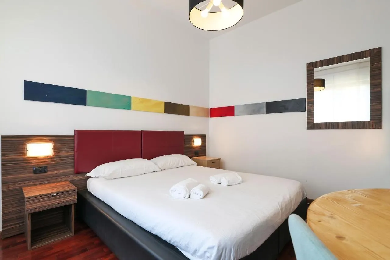 Primopiano - Gargano Apartment Milan